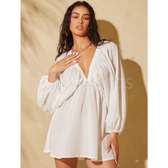 White Boho Mini Dress Frill Batwing Bishop Sleeve Deep V Neck Flared - Picture 4 of 7
